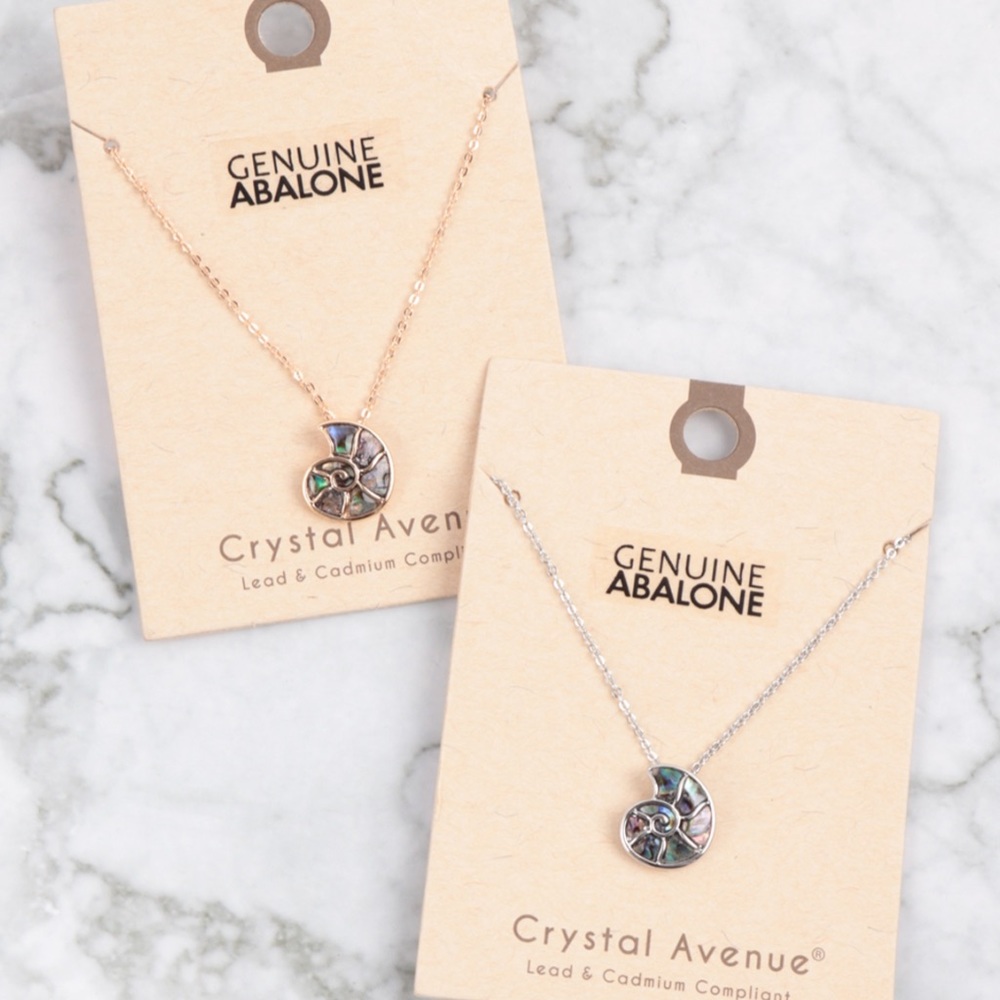 NWT✨ Genuine Abalone Ammonite Sea Shell Pendant Necklace The Little Mermaid